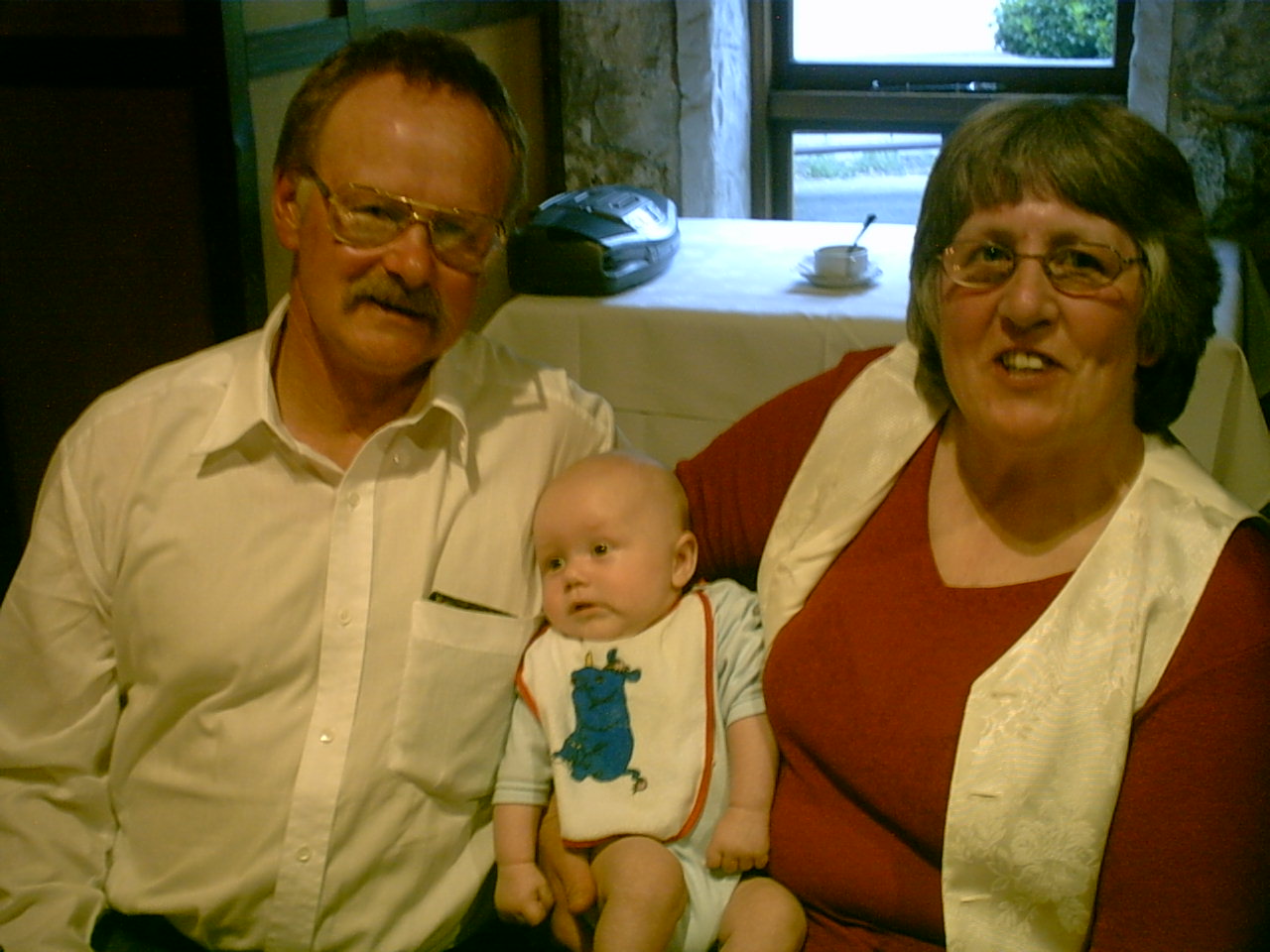 Kiesanowski and Kerdemelidis wedding trip/4_Breakfast/IMG00018.JPG